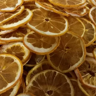 تصویر 1 از خرید لیمو سنگی زرد خشک‌ شده، طعم ترش و طبیعی، مناسب دمنوش و آشپزی